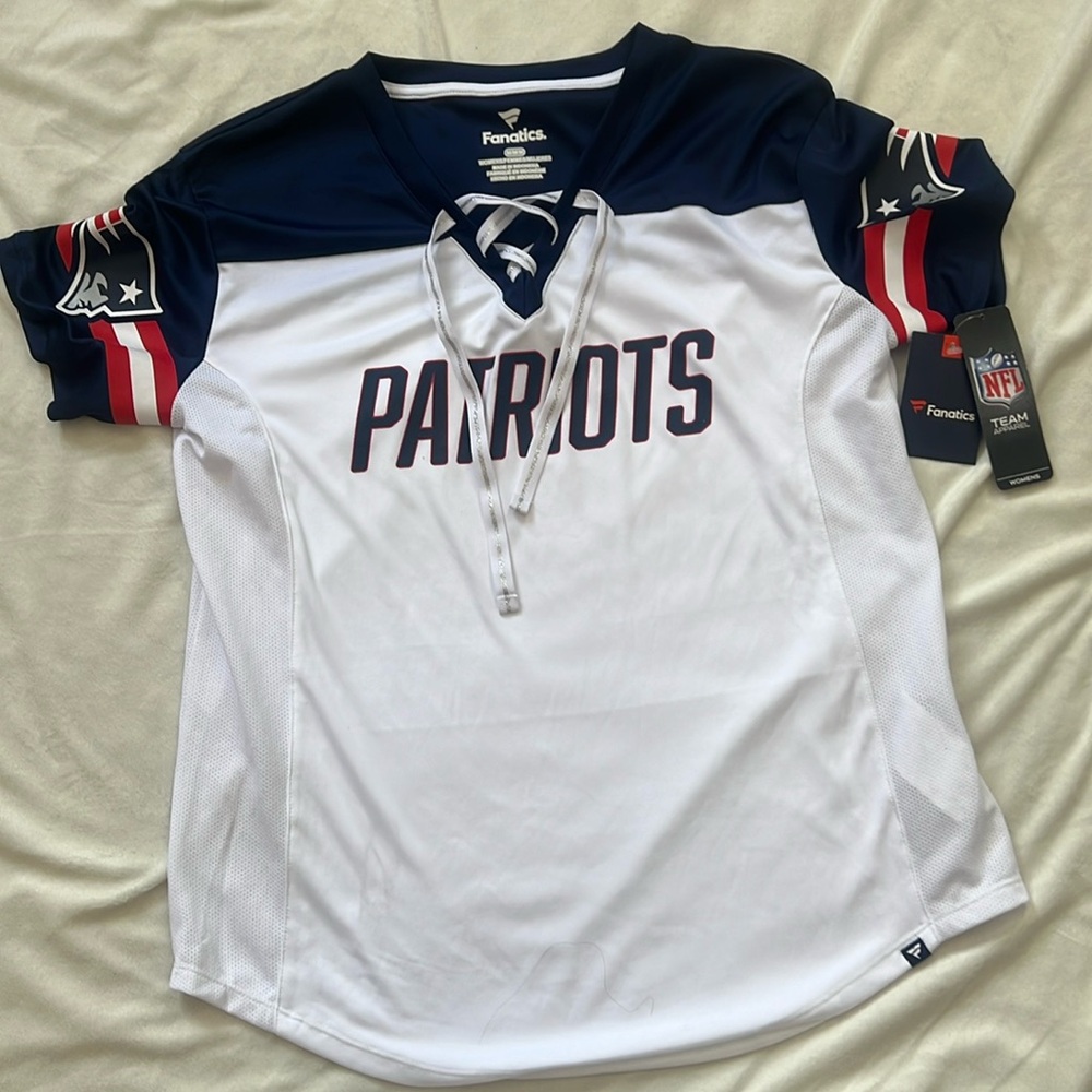 NWT Fanatics Patriots top, M